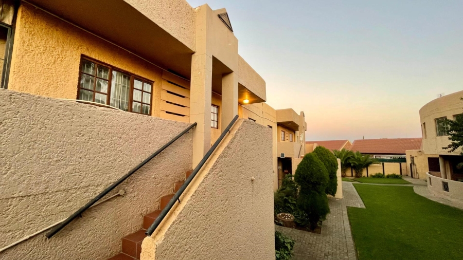 2 Bedroom Property for Sale in Pellissier Free State